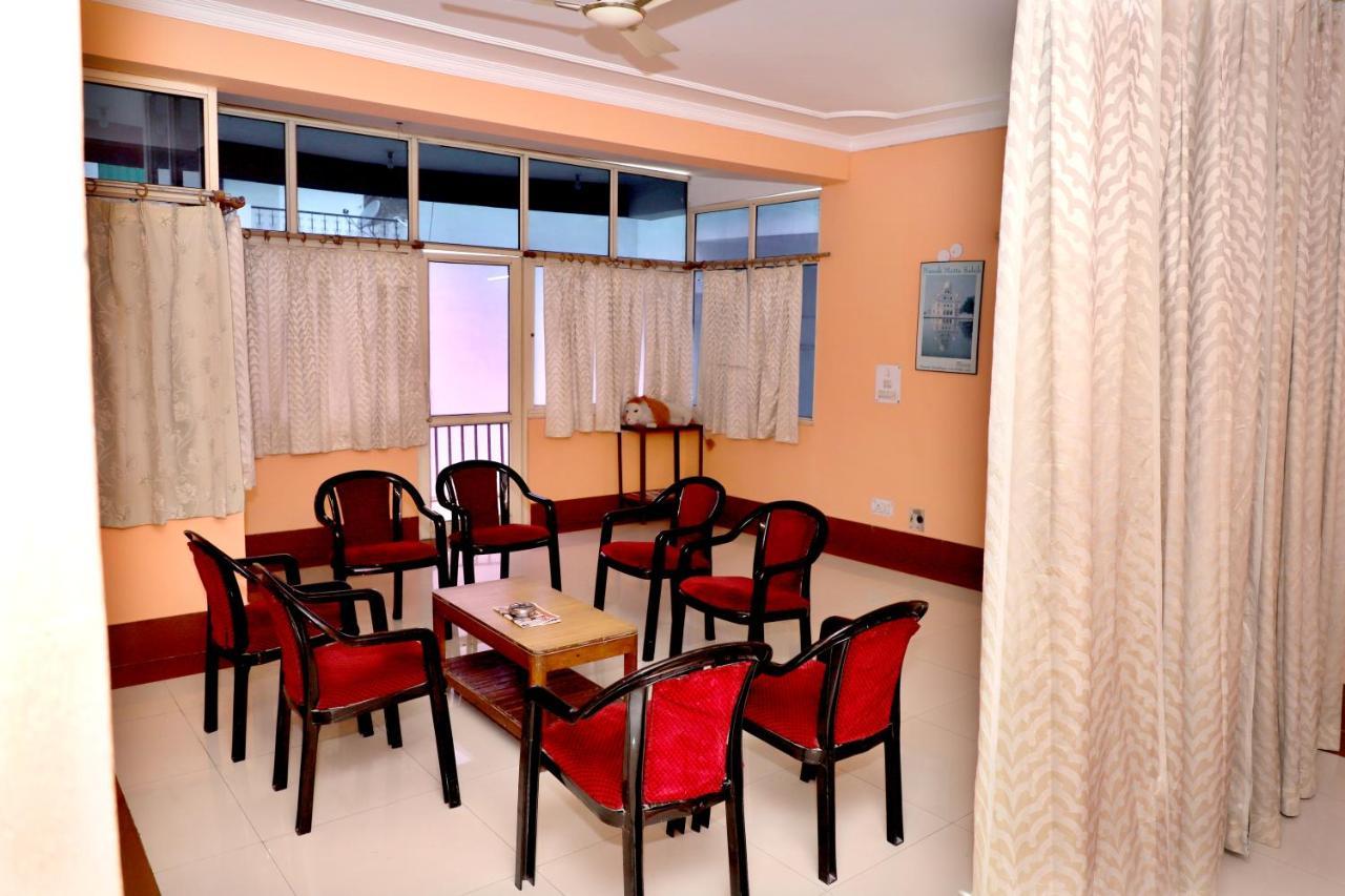 Hotel Magnet House Dehradun Zewnętrze zdjęcie