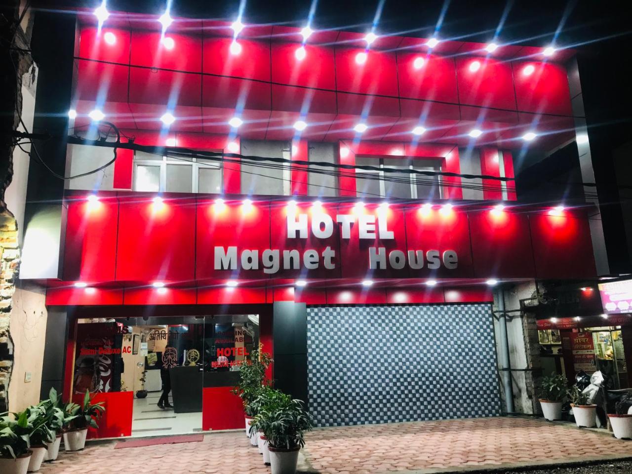 Hotel Magnet House Dehradun Zewnętrze zdjęcie